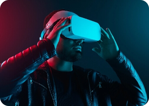 Augmented Reality (AR)/ Virtual Reality (VR) headsets